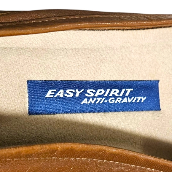 Womens Brown Leather Loafers Easy Spirit Comfort Flata Sz 7 Slip On Casual Work - Picture 11 of 14